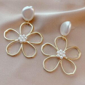 Metal-style Simple Pearl Flower Dangle Earrings